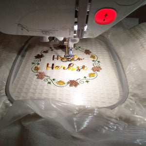 New brothread Vízben Oldódó Hímző Fleece - Könnyű Súly 40 gm Gépi és Kézi Hímzéshez - Outlet24