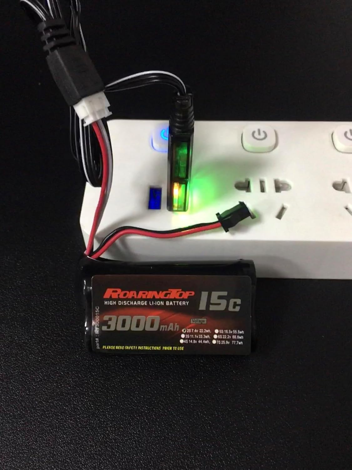 RoaringTop 7,4V 3000mAh Li-ion akkumulátor RC autókhoz és hajókhoz, 2 USB töltővel - Image 6